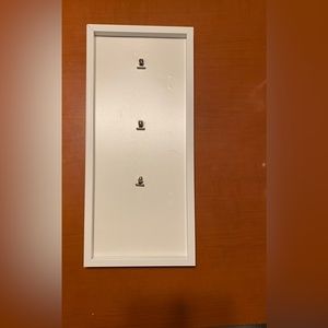 Photo Frame with 3 Hanging Clips NWOT Hanging Shelf